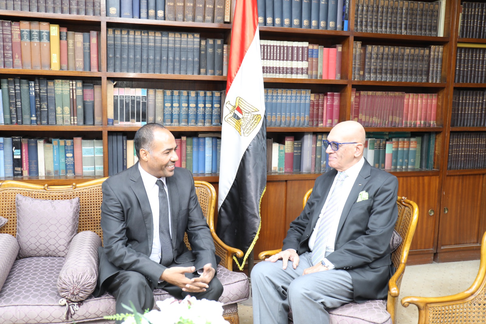 هيئة الكتاب تنظم حفل توقيع أعمال الكاتب محمد سلماوي في معرض الشارقة الدولي للكتاب 2025